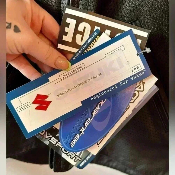 NWT AGV Sport Suzuki Leather jacket size 54 - Picture 2 of 5